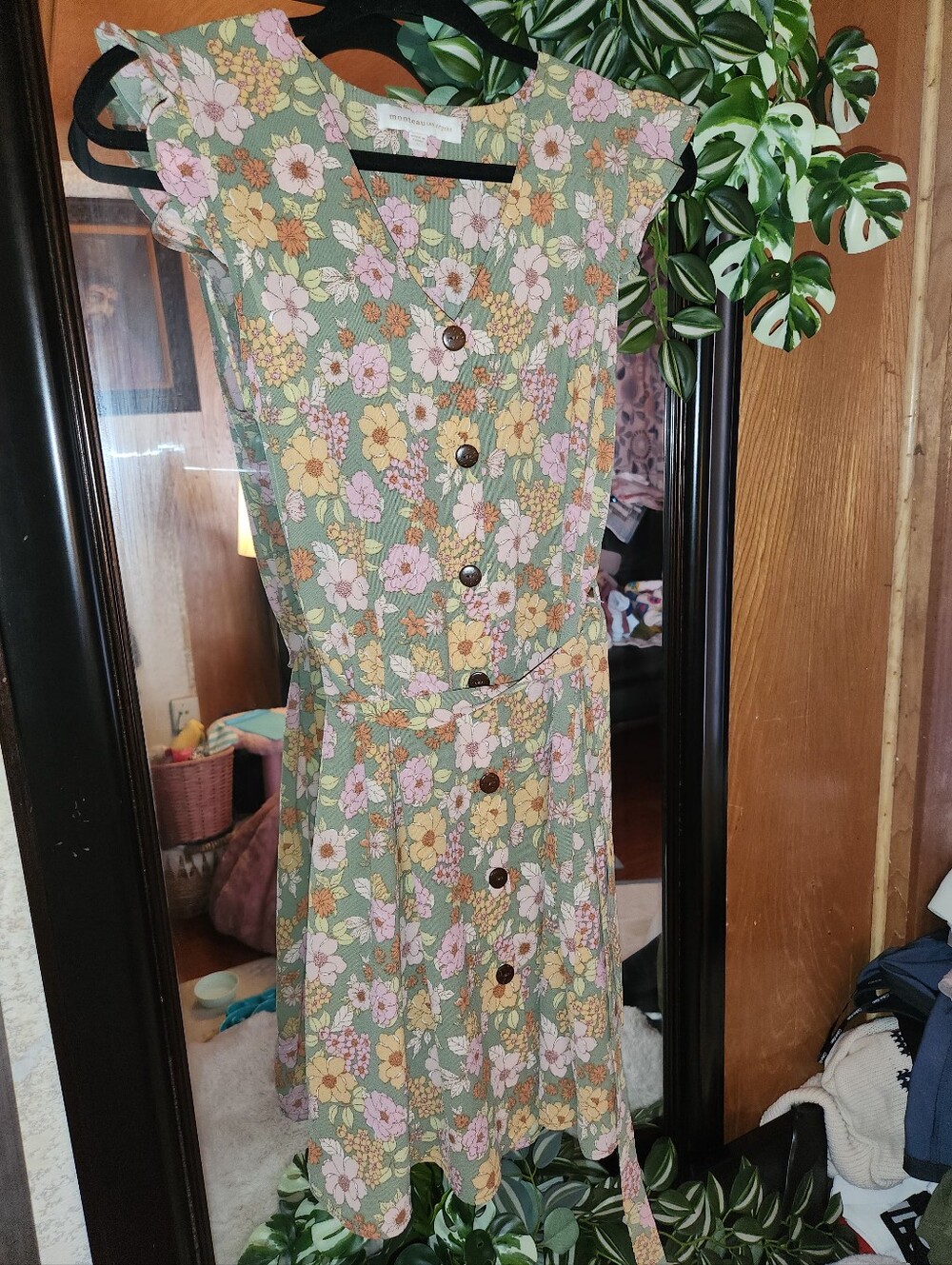 Floral Button-Front Green Summer Dress